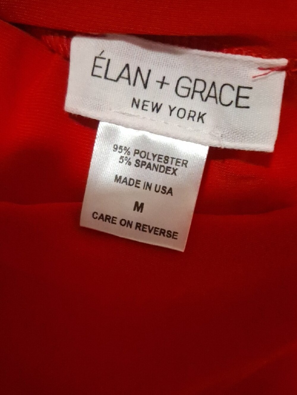 Classic Red Ruched Pencil Skirt - Sleek Women's Work-to-Evening Piece - Picture 2 of 7